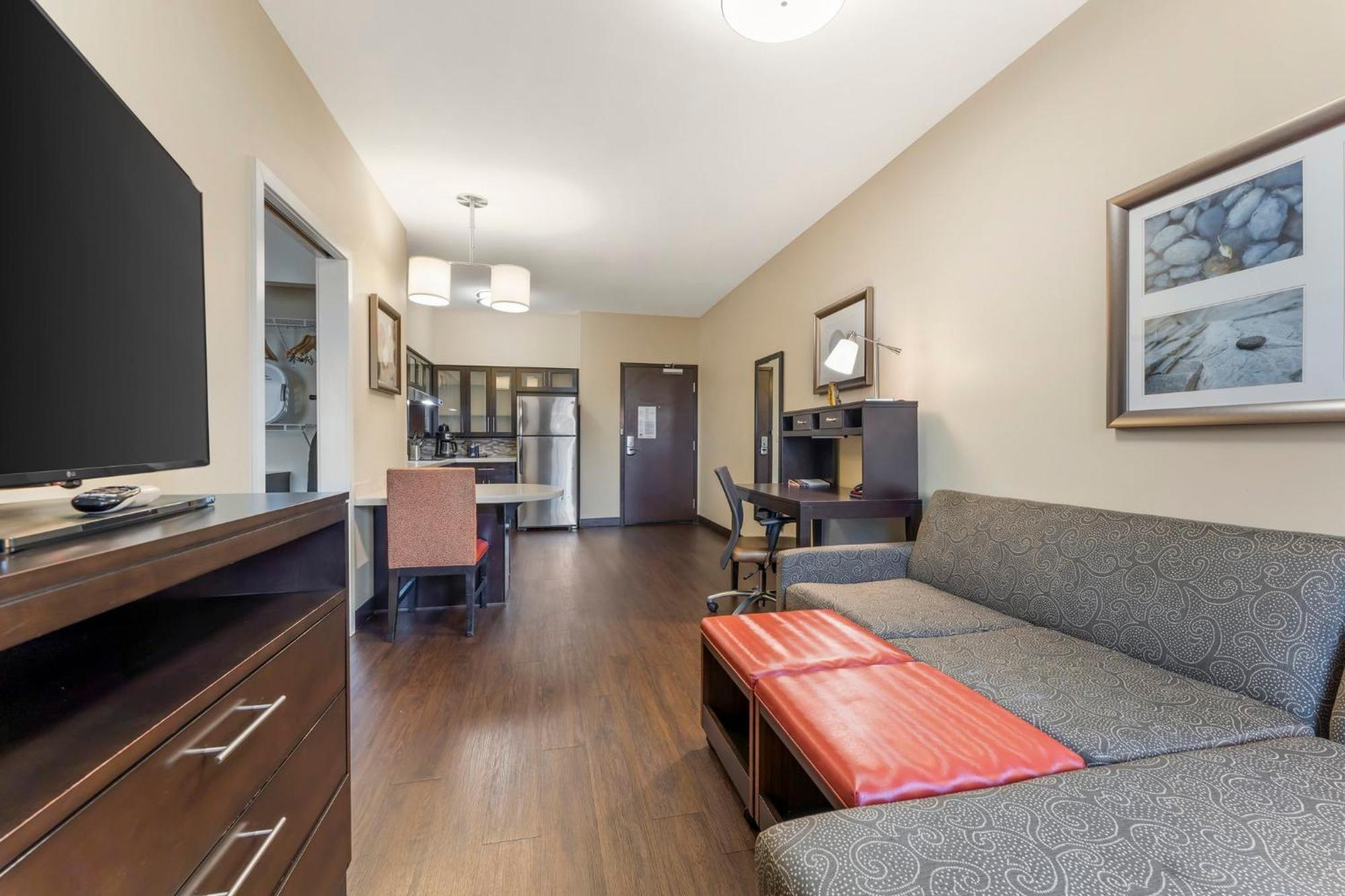 Staybridge Suites - Pittsburgh-Cranberry Township By Ihg Warrendale Eksteriør billede