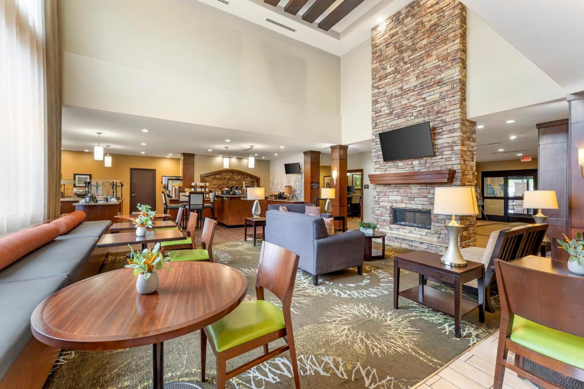 Staybridge Suites - Pittsburgh-Cranberry Township By Ihg Warrendale Eksteriør billede