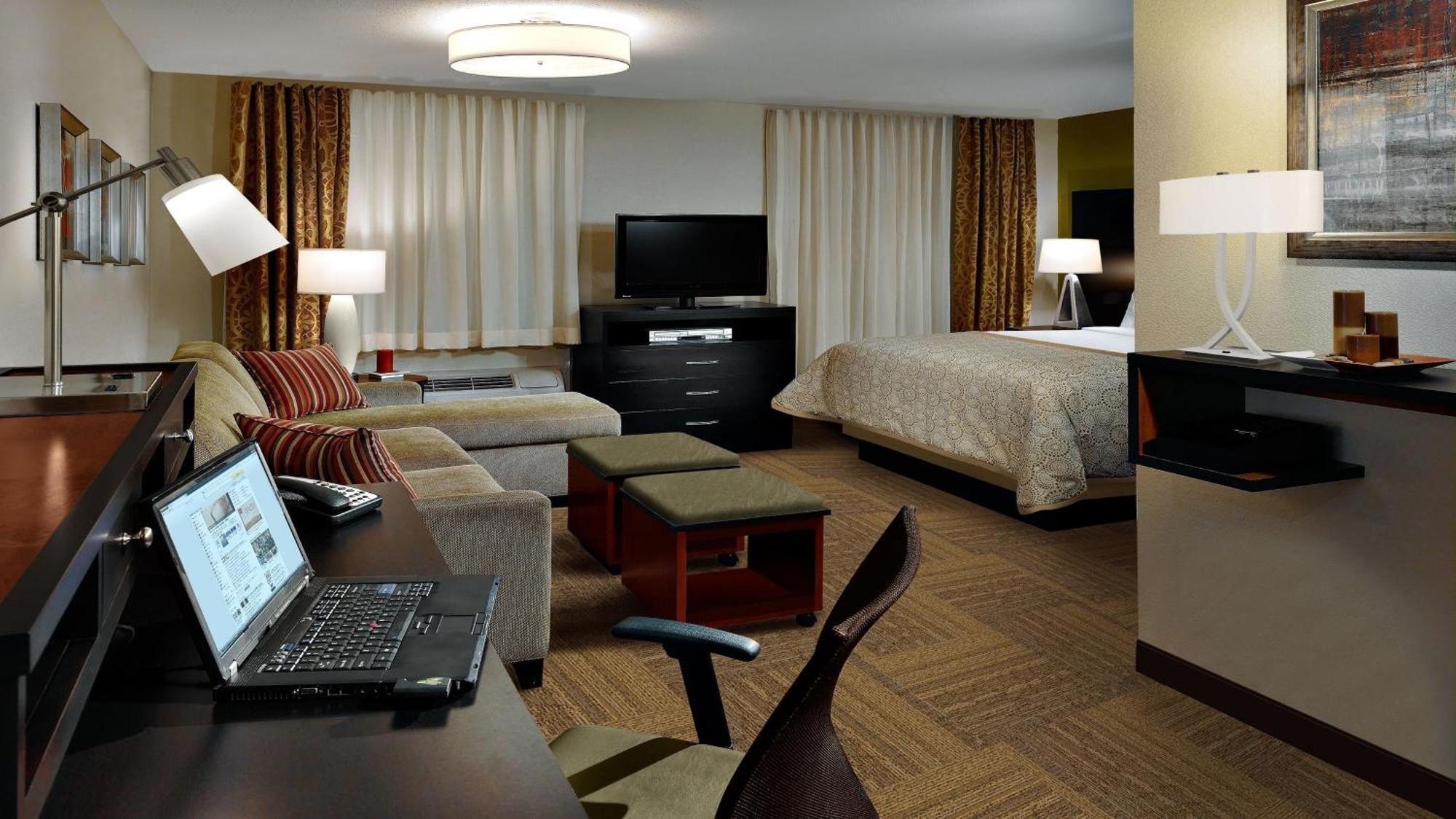 Staybridge Suites - Pittsburgh-Cranberry Township By Ihg Warrendale Eksteriør billede